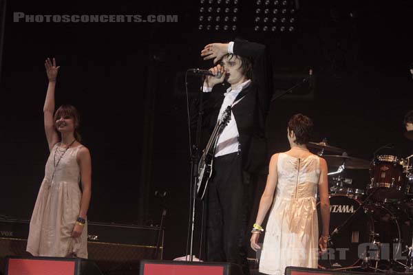 BABYSHAMBLES - 2008-09-13 - LA COURNEUVE - Parc Departemental - Grande Scene - Peter Doherty